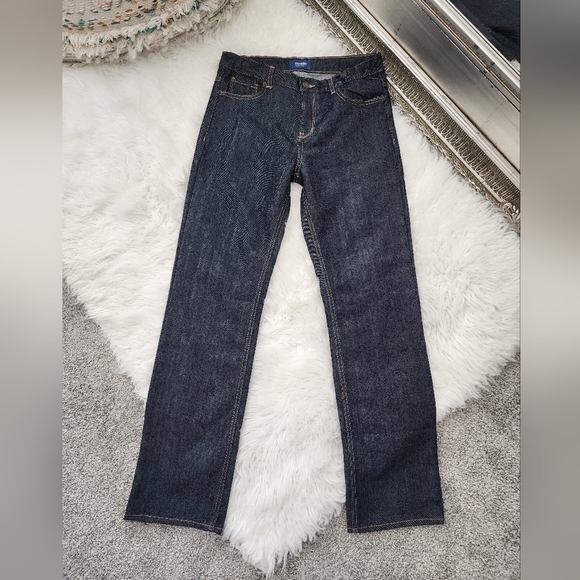 Old Navy Staight Leg Jeans. Adjustable waist. Size 18 Reg. Worn once. Good preow - Picture 1 of 6